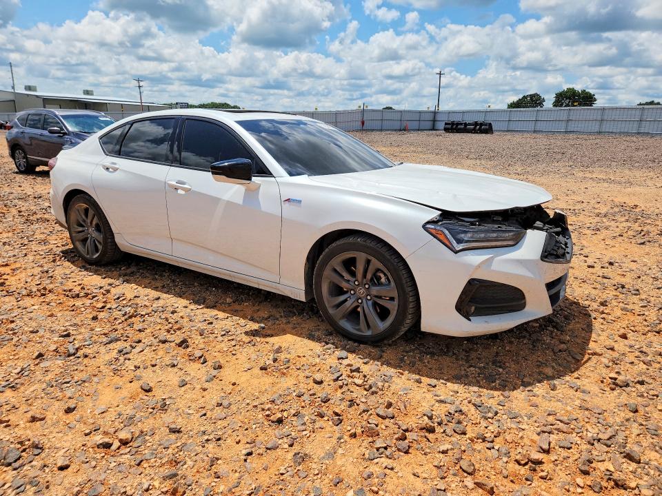 Photo 4 from auction – 2022 ACURA TLX with VIN 19UUB5F54NA005409