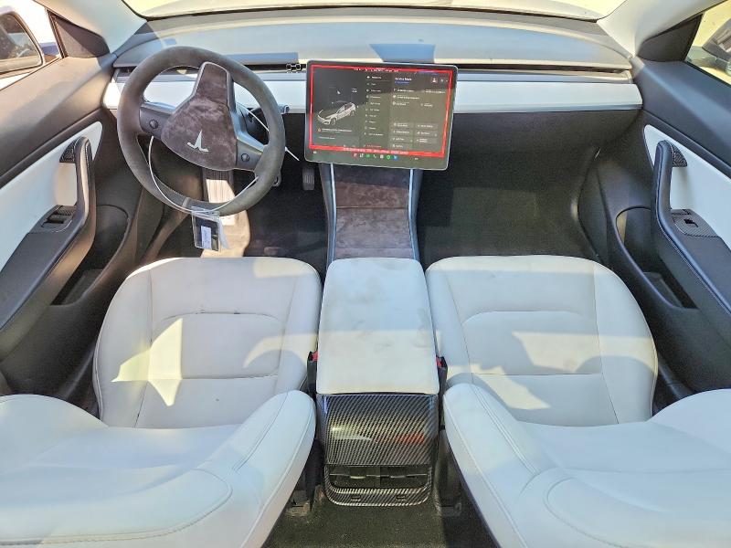 Photo 8 from auction – 2018 TESLA MODEL 3 with VIN 5YJ3E1EB5JF188208