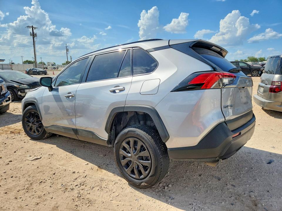 Photo 2 from auction – 2021 TOYOTA RAV4 with VIN 2T3H1RFV0MC137627