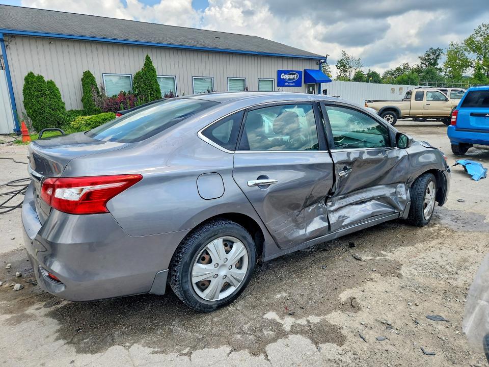 Photo 3 from auction – 2017 NISSAN SENTRA with VIN 3N1AB7AP2HY262190