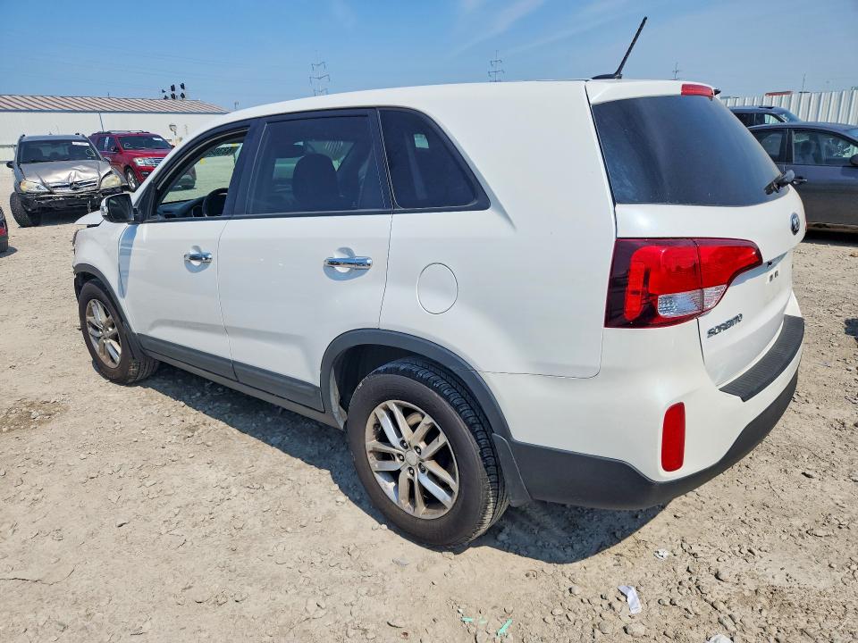 Photo 2 from auction – 2015 KIA SORENTO with VIN 5XYKT3A66FG568910