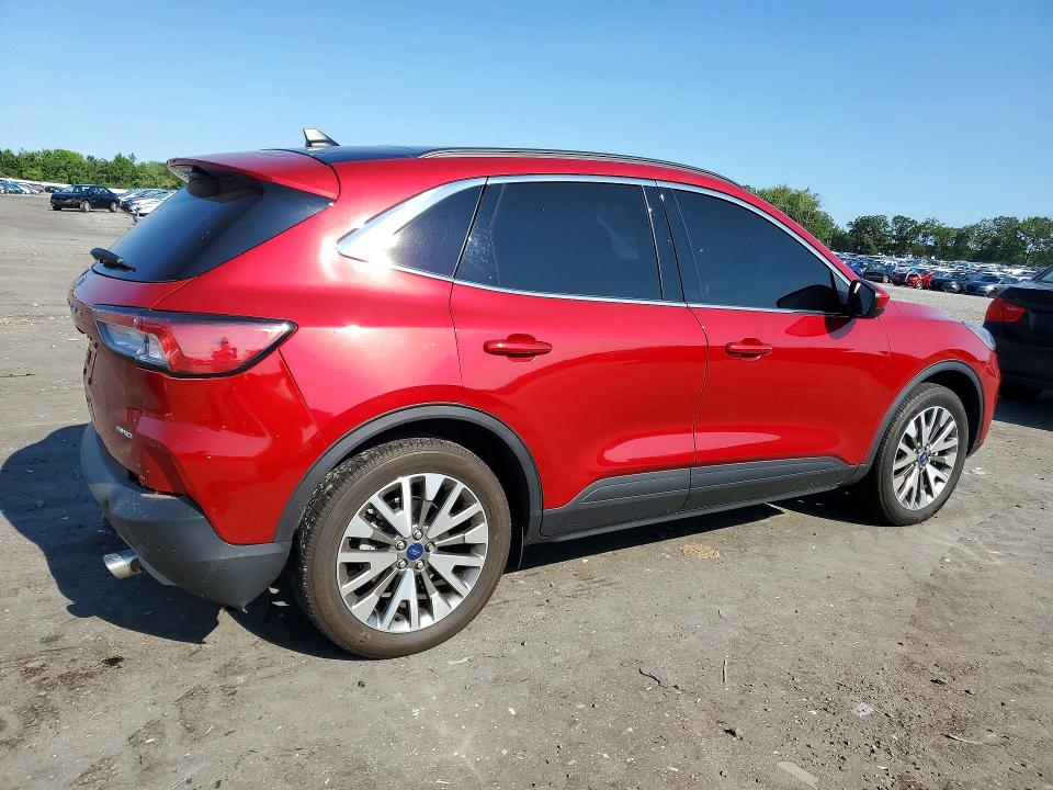 Photo 3 from auction – 2022 FORD ESCAPE with VIN 1FMCU9J95NUC00127