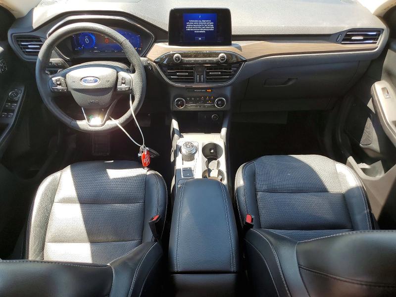 Photo 8 from auction – 2020 FORD ESCAPE with VIN 1FMCU9J93LUA35014