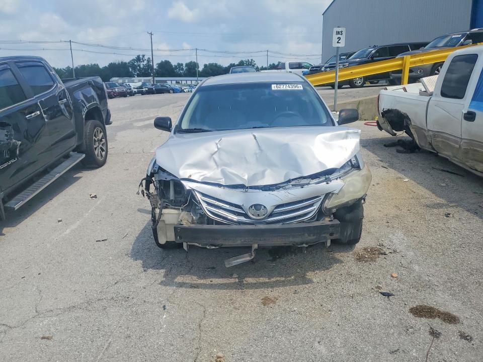 Photo 5 from auction – 2013 TOYOTA COROLLA with VIN 2T1BU4EE7DC076111