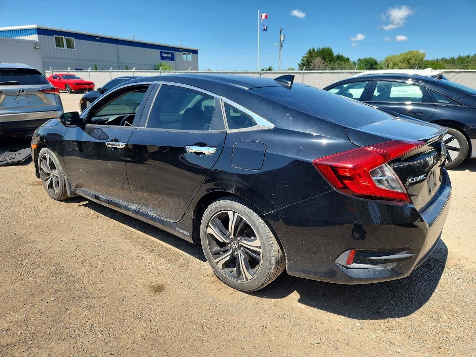 Photo 2 from auction – 2016 HONDA CIVIC with VIN 2HGFC1F90GH113046