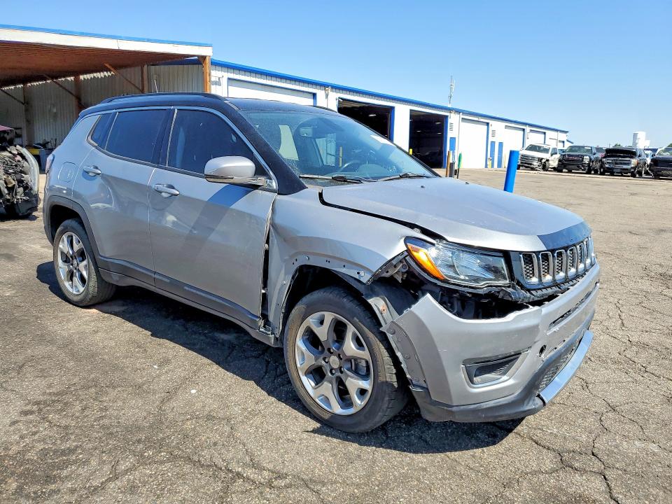Photo 4 from auction – 2019 JEEP COMPASS with VIN 3C4NJDCB6KT771821
