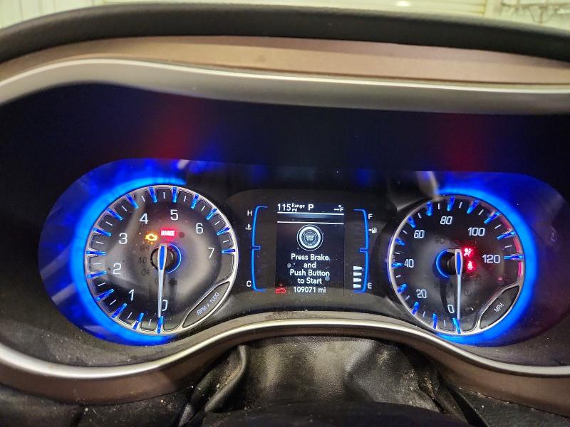 Photo 9 from auction – 2020 CHRYSLER VOYAGER with VIN 2C4RC1DG6LR260988