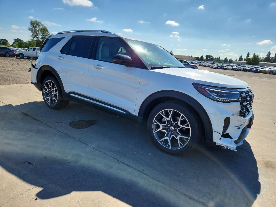 Photo 4 from auction – 2025 FORD EXPLORER with VIN 1FMWK8HC1SGC48037