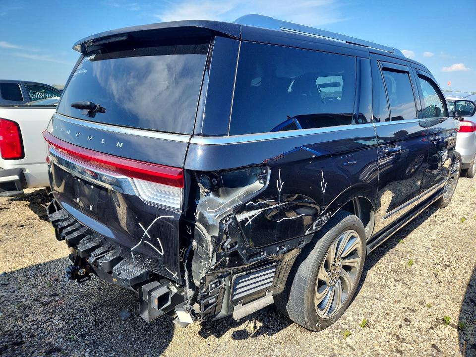 Photo 3 from auction – 2024 LINCOLN NAVIGATOR with VIN 5LMJJ3NG6REL12471