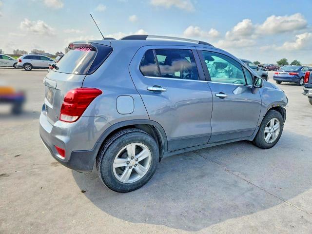Photo 3 from auction – 2019 CHEVROLET TRAX with VIN KL7CJLSB7KB878720
