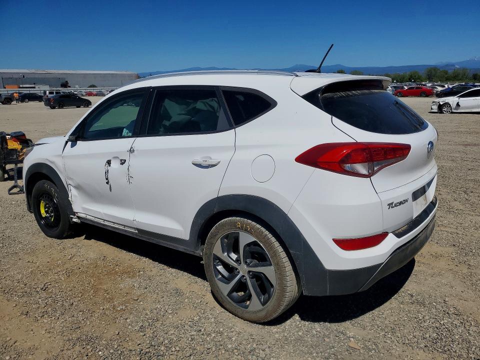 Photo 2 from auction – 2016 HYUNDAI TUCSON with VIN KM8J33A25GU028632