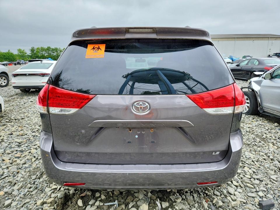 Photo 6 from auction – 2012 TOYOTA SIENNA with VIN 5TDKK3DC8CS193072