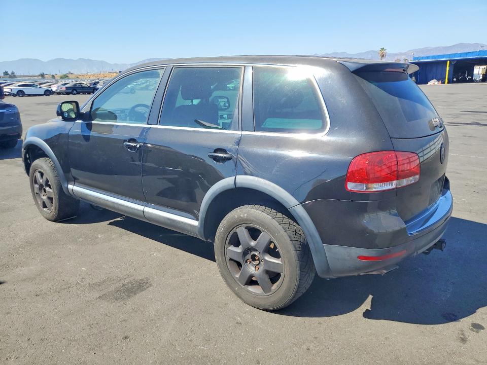 Photo 2 from auction – 2004 VOLKSWAGEN TOUAREG with VIN WVGPZ77L04D086515