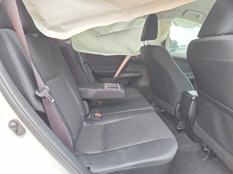 Photo 11 from auction – 2018 TOYOTA RAV4 with VIN JTMBFREV3JJ244334