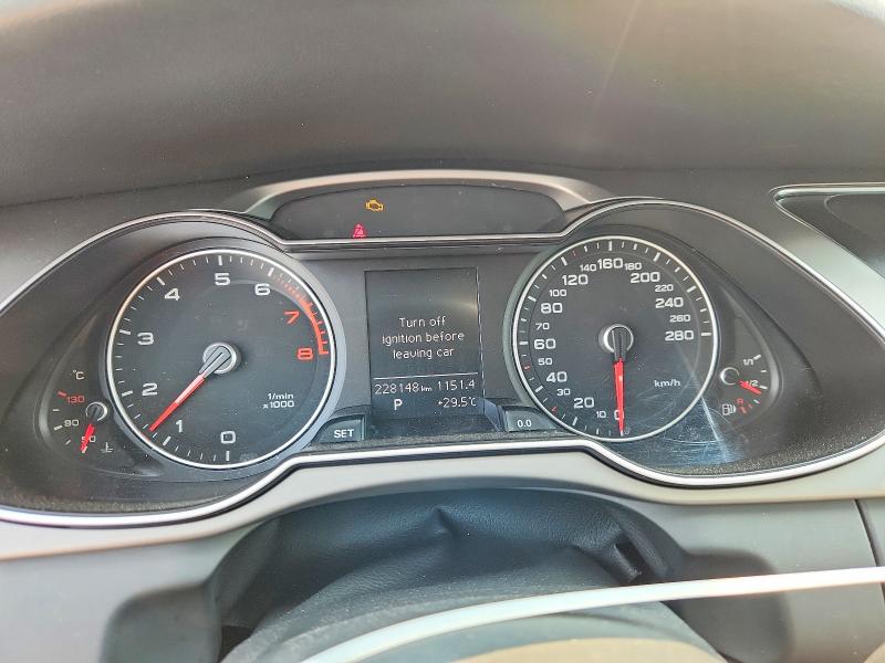 Photo 9 from auction – 2013 AUDI A4 with VIN WAUBFCFL1DN021097