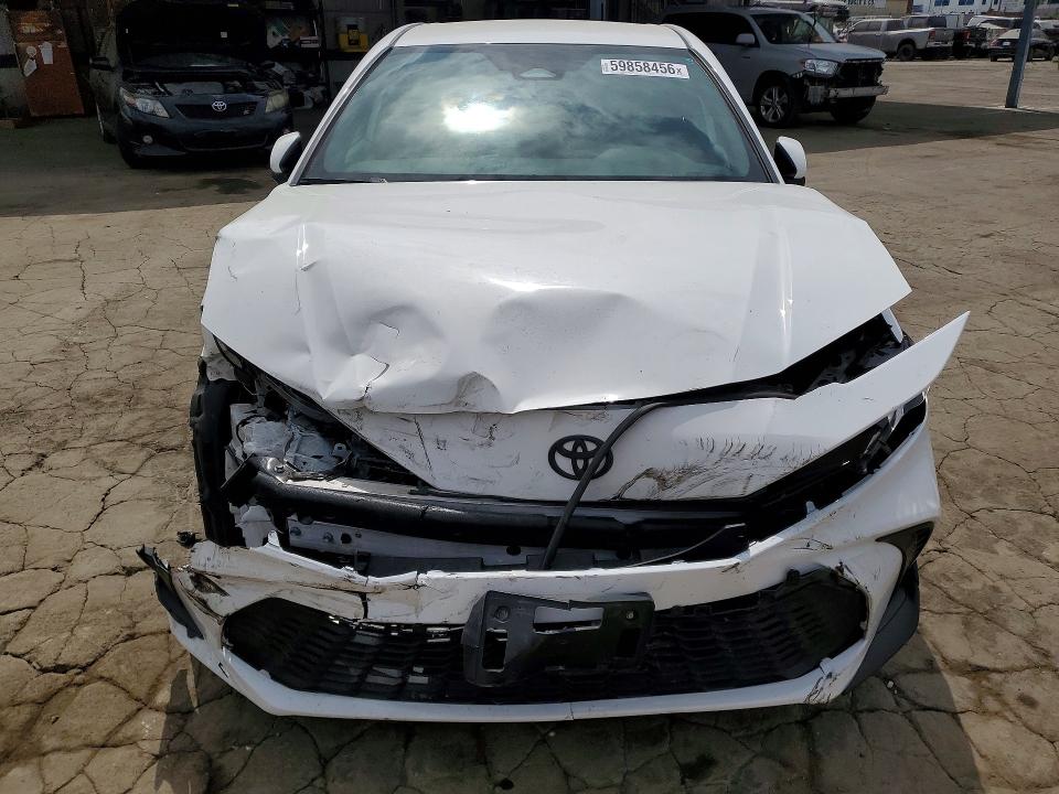 Photo 5 from auction – 2025 TOYOTA CAMRY with VIN 4T1DAACK2SU085044
