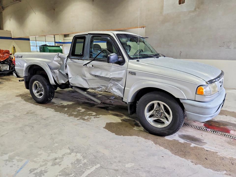 Photo 4 from auction – 2002 MAZDA B3000 with VIN 4F4ZR17U42TM17433