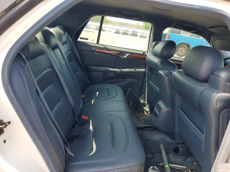 Photo 10 from auction – 2001 CADILLAC DEVILLE with VIN 1G6KD54Y51U250194