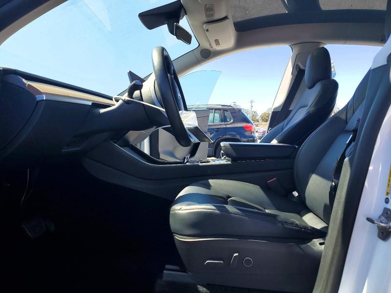 Photo 7 from auction – 2021 TESLA MODEL Y with VIN 5YJYGDEE3MF096918