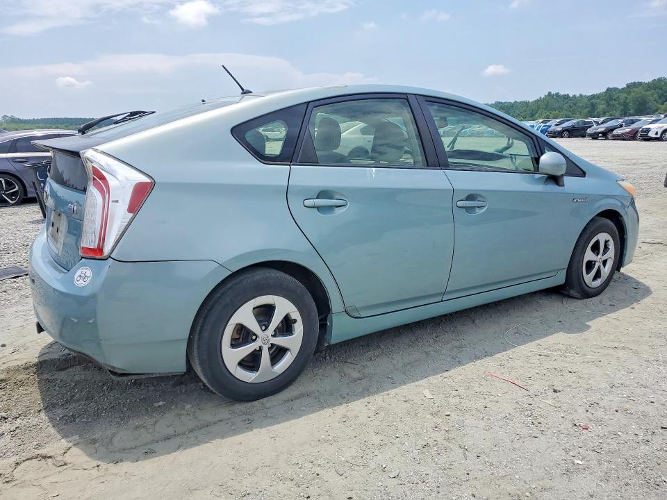Photo 3 from auction – 2013 TOYOTA PRIUS with VIN JTDKN3DU6D5627464