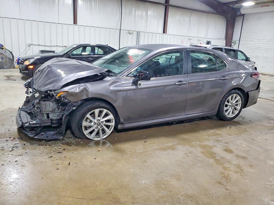 TOYOTA CAMRY 2023 with VIN 4T1C11AK4PU832908 - Photo from auction