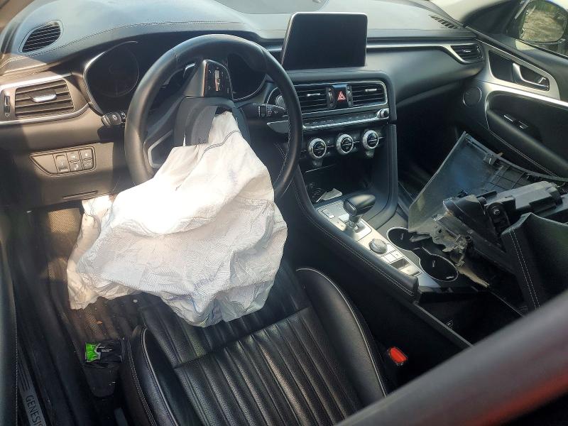 Photo 8 from auction – 2020 GENESIS G70 with VIN KMTG64LA4LU055249