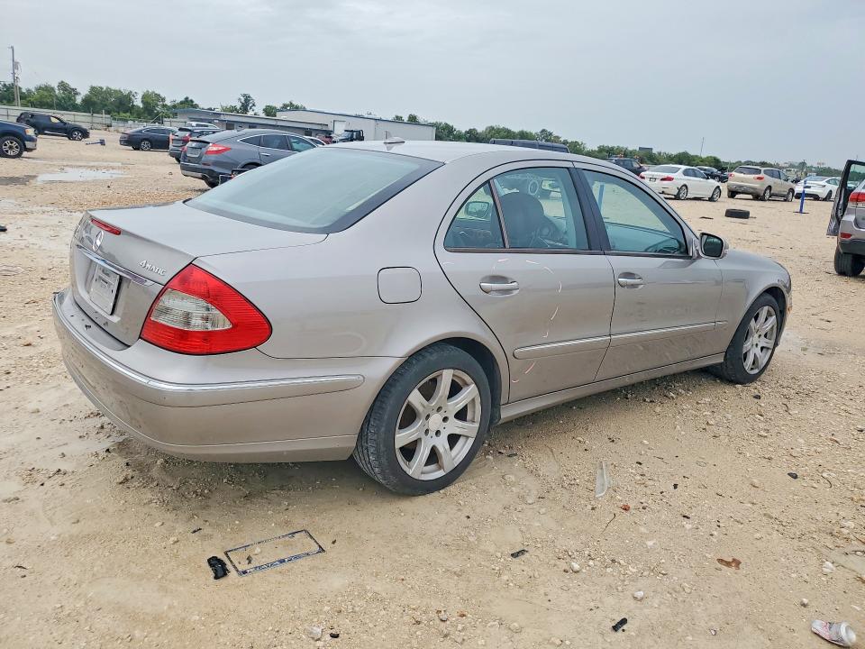 Photo 3 from auction – 2008 MERCEDES-BENZ E with VIN WDBUF87X18B350494
