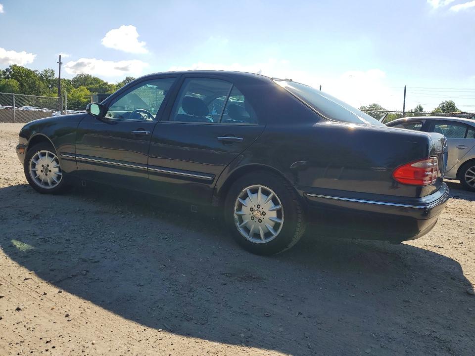 Photo 2 from auction – 2001 MERCEDES-BENZ E with VIN WDBJF65J21B197510
