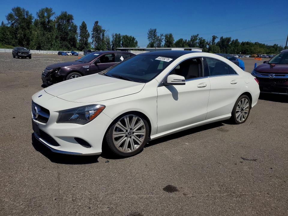 MERCEDES-BENZ CLA 2018 مع رقم تعريف المركبة WDDSJ4EB4JN551940 - صورة من المزاد