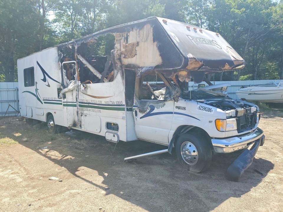 Photo 4 from auction – 2000 FORD E450 with VIN 1FDXE4555YHA13014