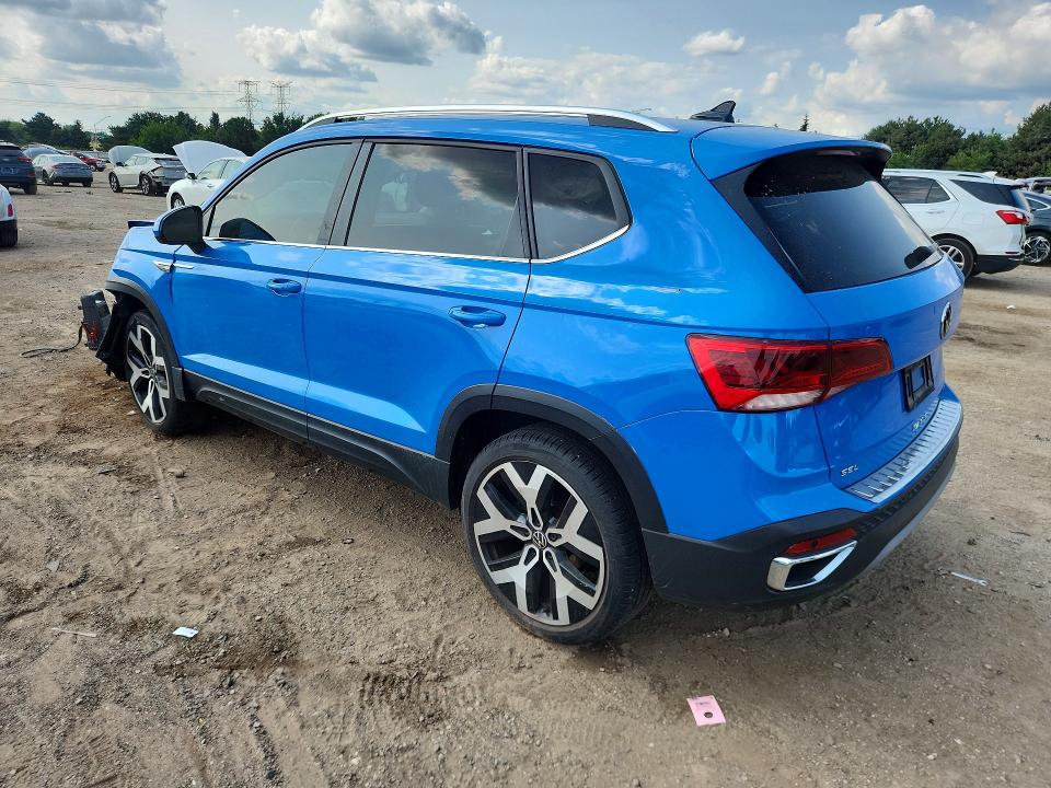 Снимка 2 от търг – 2022 VOLKSWAGEN TAOS с VIN 3VV2X7B24NM066035