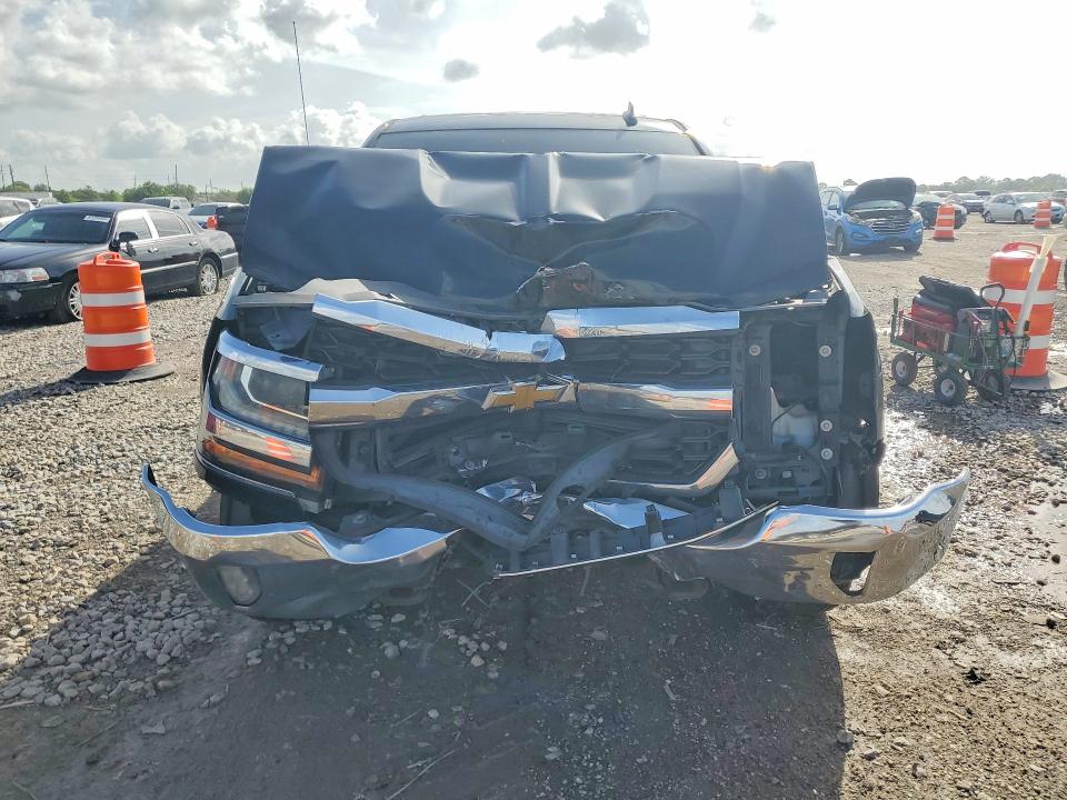 Photo 5 from auction – 2018 CHEVROLET SILVERADO with VIN 1GCRCREC4JZ159039