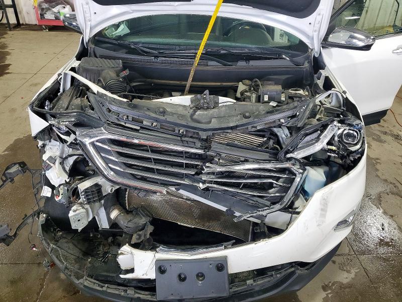 Photo 11 from auction – 2019 CHEVROLET EQUINOX with VIN 2GNAXXEV8K6226754