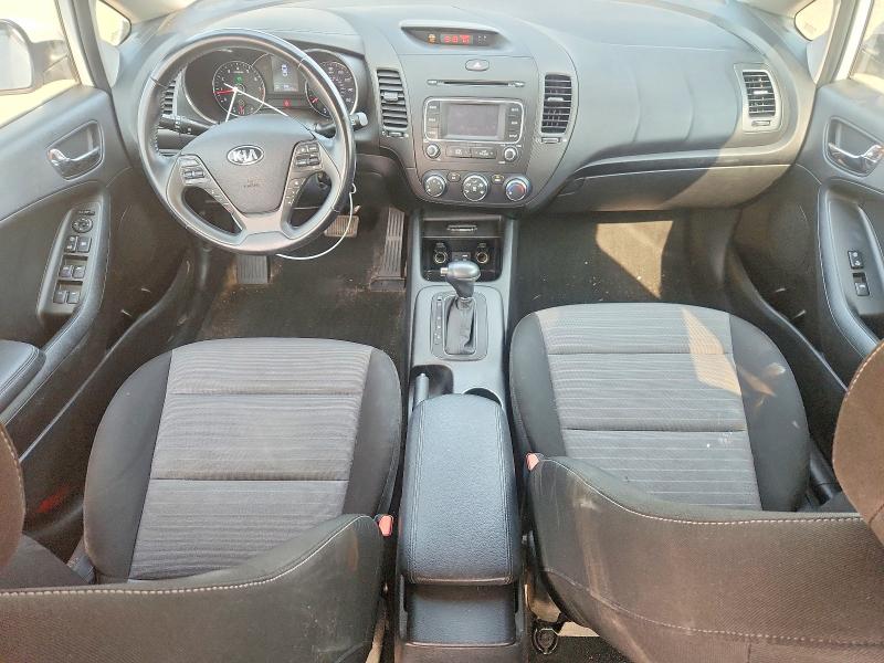 Photo 8 from auction – 2016 KIA FORTE with VIN KNAFX4A81G5615152
