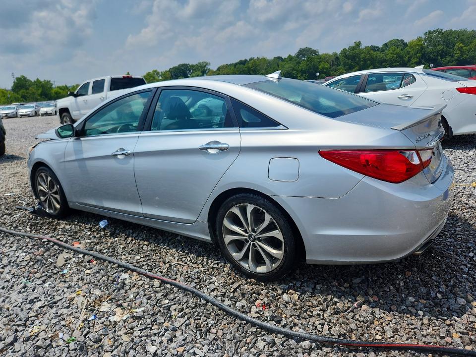 Photo 2 from auction – 2013 HYUNDAI SONATA with VIN 5NPEC4AB5DH748689