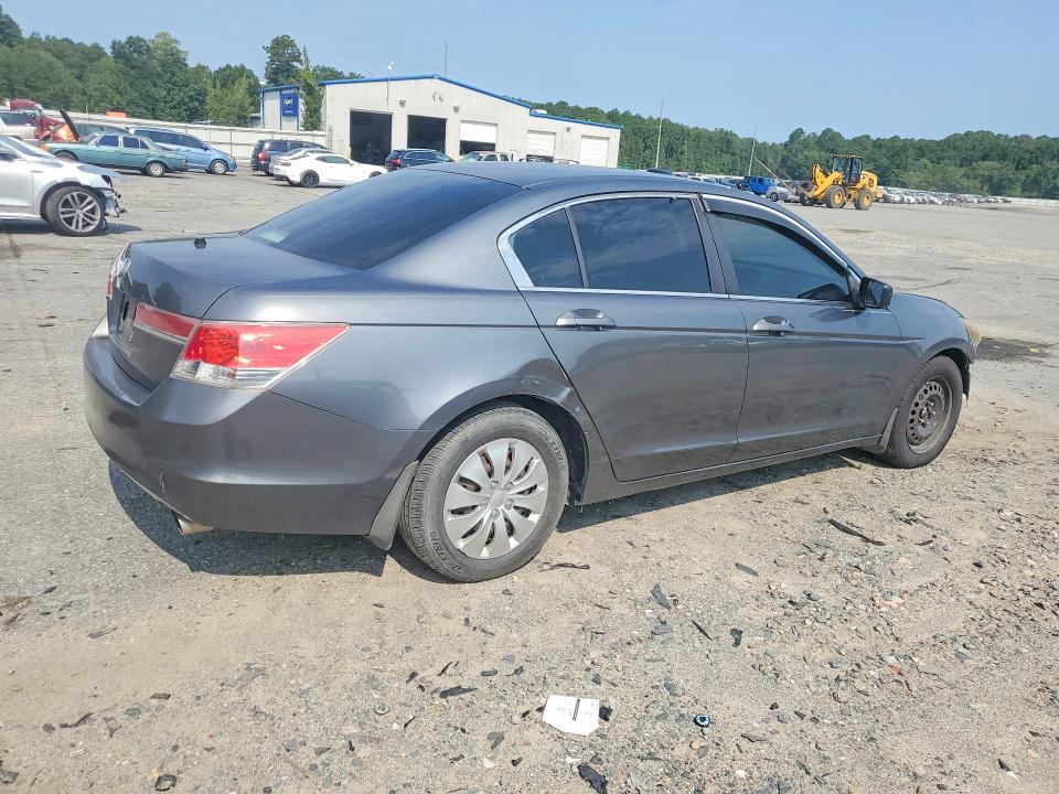 Photo 3 from auction – 2012 HONDA ACCORD with VIN 1HGCP2F31CA006704