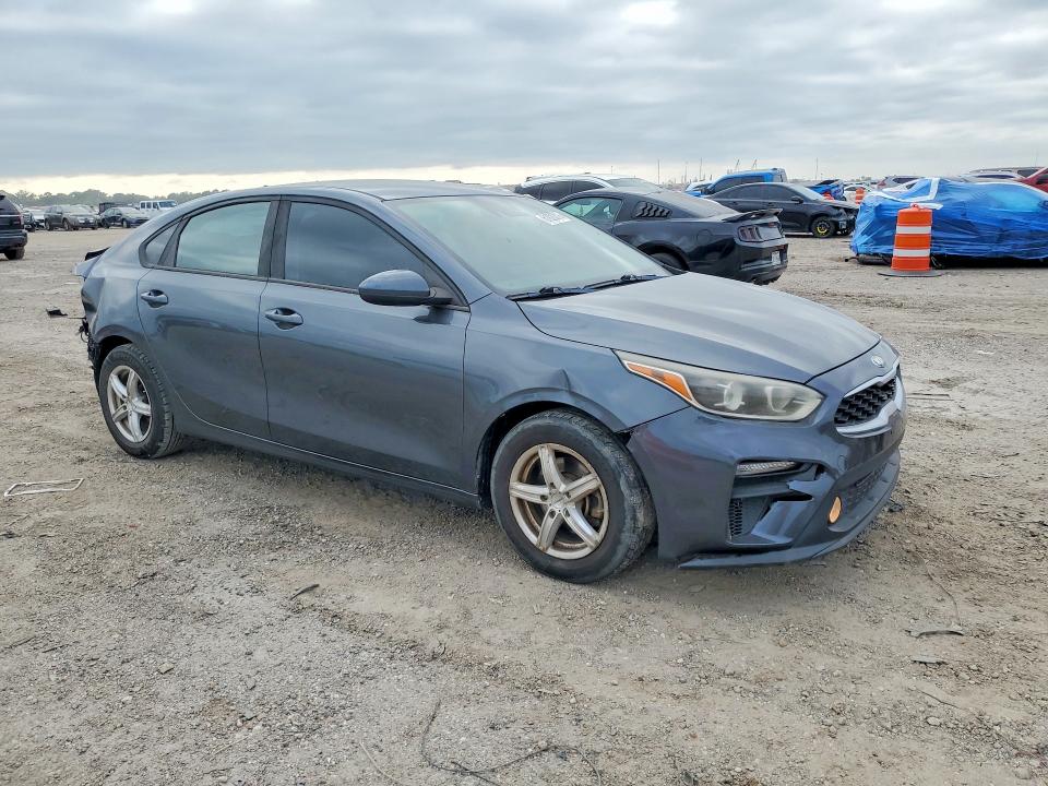 Photo 4 from auction – 2020 KIA FORTE with VIN 3KPF24AD9LE190762