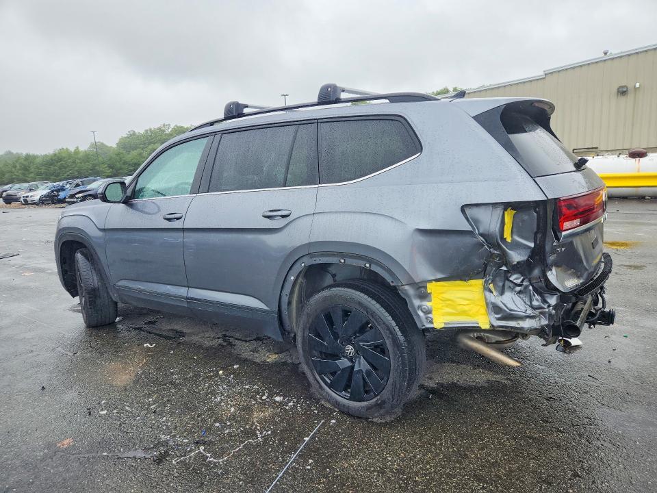 Photo 2 from auction – 2024 VOLKSWAGEN ATLAS with VIN 1V2HR2CA2RC526245