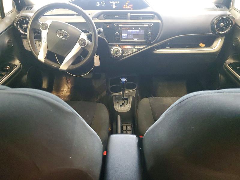 Photo 8 from auction – 2016 TOYOTA PRIUS C with VIN JTDKDTB36G1116216