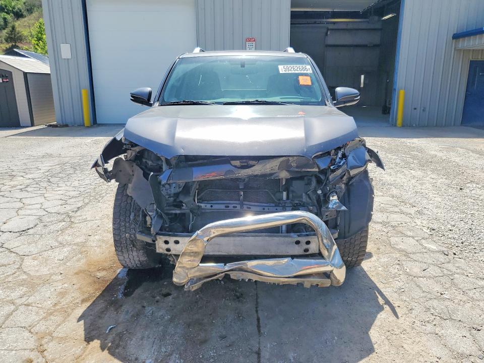 Photo 5 from auction – 2016 TOYOTA 4RUNNER with VIN JTEBU5JR9G5405810