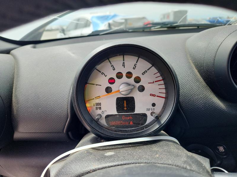 Photo 9 from auction – 2014 MINI COOPER with VIN WMWZC5C59EWM17881