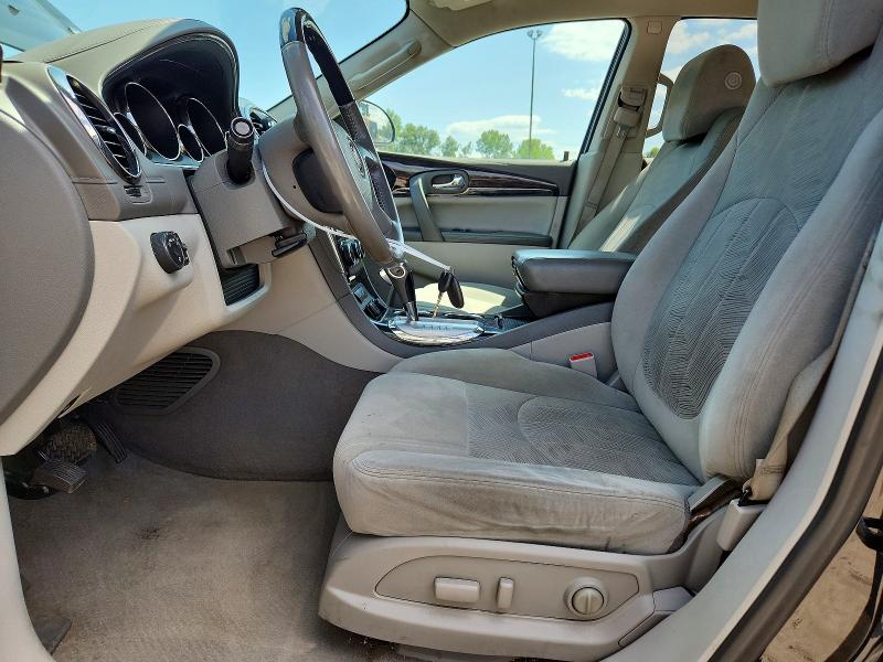 Photo 7 from auction – 2017 BUICK ENCLAVE with VIN 5GAKRAKD8HJ331677