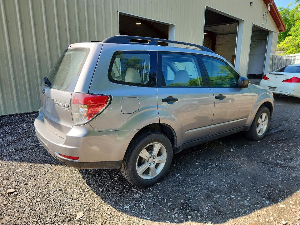 Photo 3 from auction – 2011 SUBARU FORESTER with VIN JF2SHABCXBH763924
