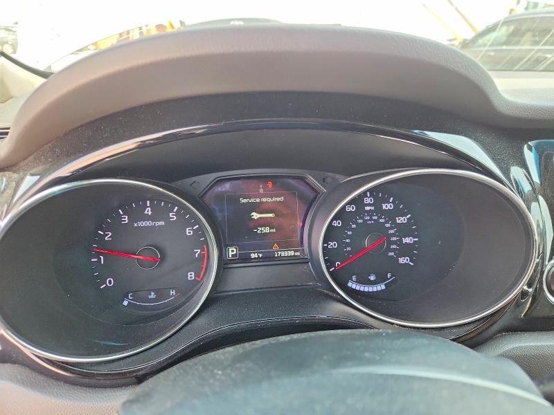 Photo 9 from auction – 2016 KIA SEDONA with VIN KNDMC5C16G6125585