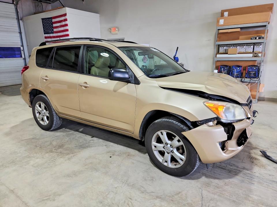 Zdjęcie 4 z aukcji – 2011 TOYOTA RAV4 z VIN JTMBF4DV2B5041384