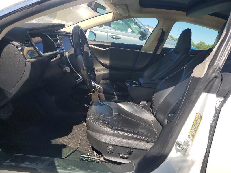 Photo 7 from auction – 2014 TESLA MODEL S with VIN 5YJSA1H16EFP35003