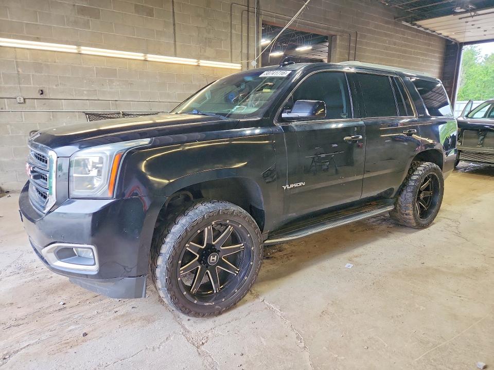 GMC YUKON 2017 with VIN 1GKS2BKCXHR114394 - Photo from auction