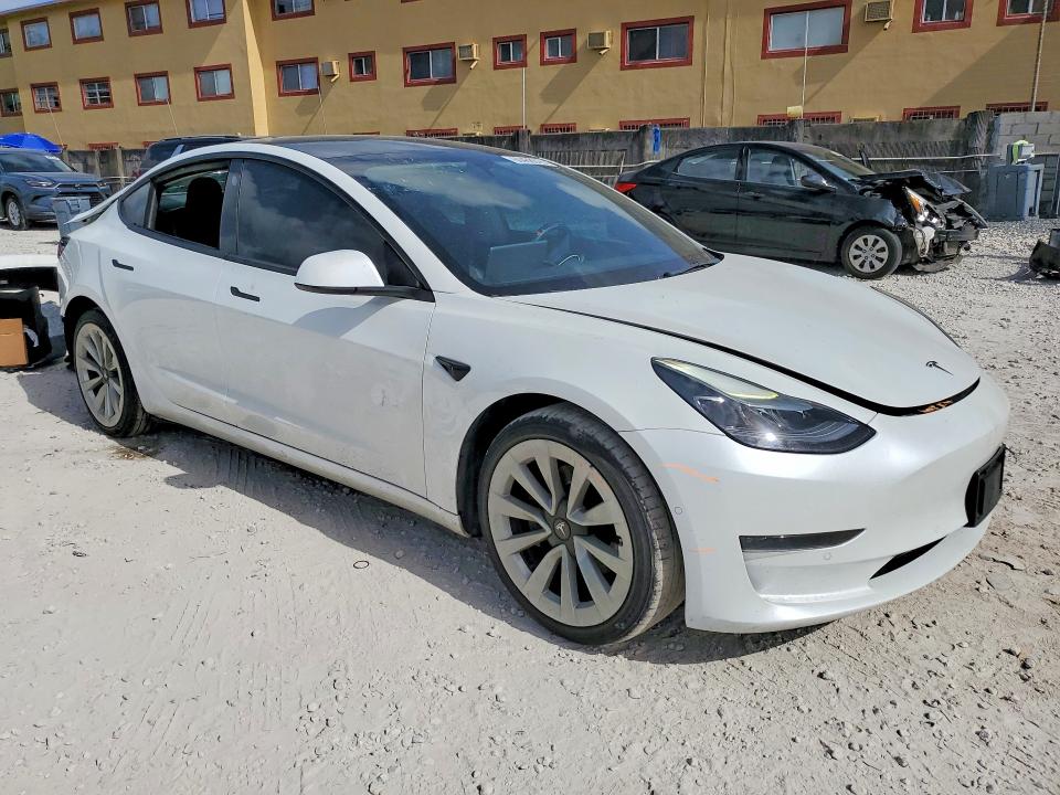Photo 4 from auction – 2022 TESLA MODEL 3 with VIN 5YJ3E1EAXNF186838