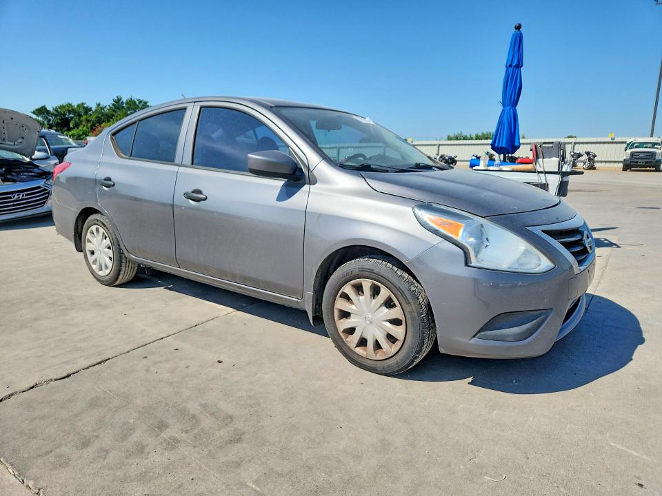 Photo 4 from auction – 2017 NISSAN VERSA with VIN 3N1CN7AP8HL846168