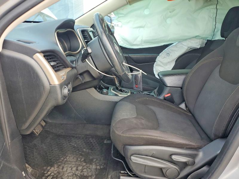 Photo 7 from auction – 2016 JEEP CHEROKEE with VIN 1C4PJMCS1GW105332